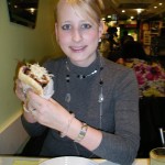 Melanie mit Fallafel