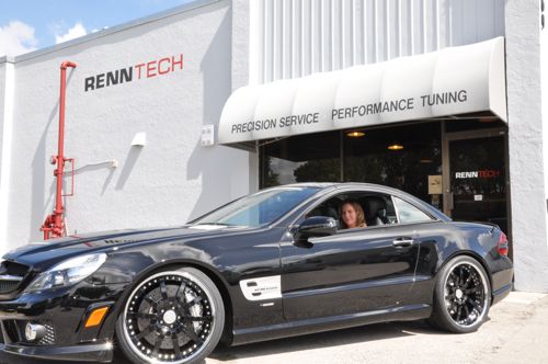 Michèle bei ihrer Arbeitsstelle